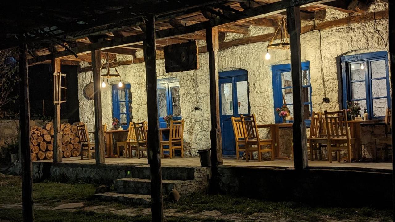 Hotel Arevi Gosh Exterior foto